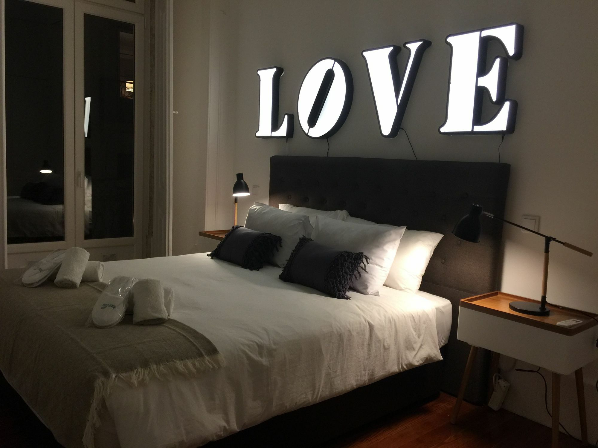 Sweet Inn Apartment - Chiado Luxury Lisboa Ngoại thất bức ảnh